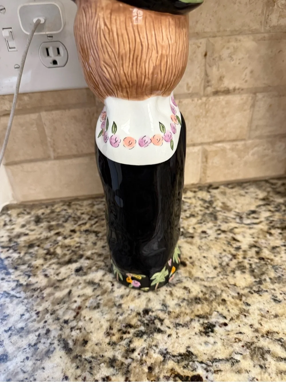 Bella Casa by Susan Patsy Signed Ceramic Piece in Black, Green, Rose, Cream